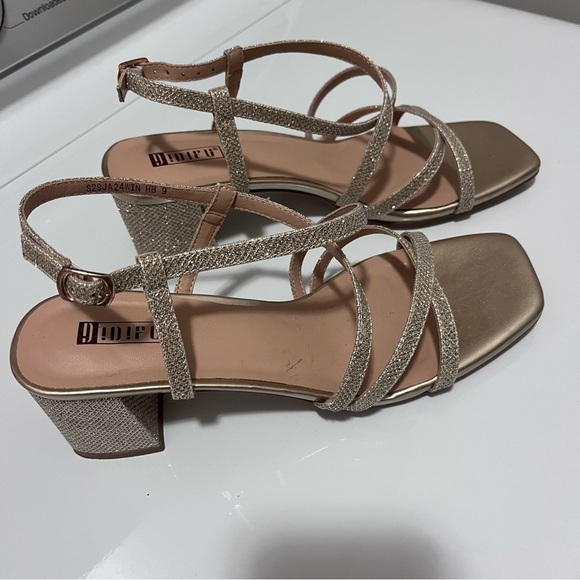 Gold Strappy Sandals for Women size 9 - Picture 1 of 9